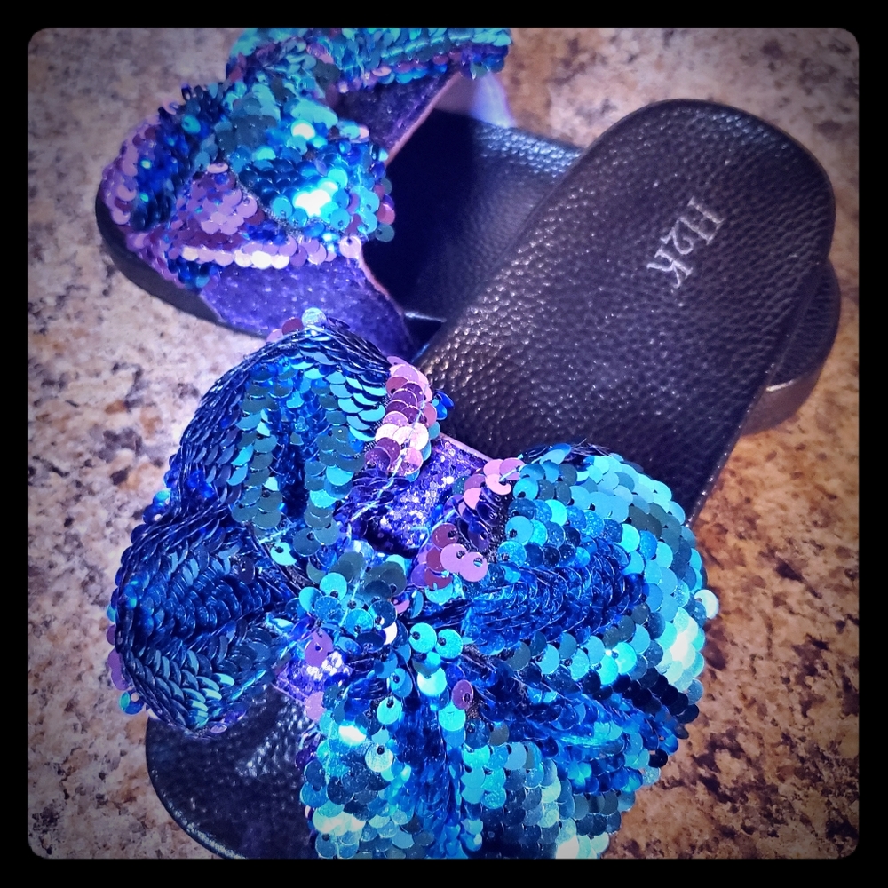 Girls slippers